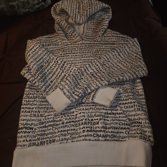 BOYS CHAMPION HOODIE/SWEATPANTS SET - Picture 2 of 6